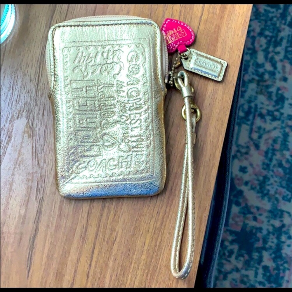 Coach Poppy Wristlet Gold Metallic